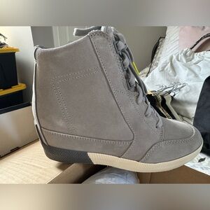 Sorel Gray High-Top Wedge Sneakers